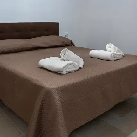 Prázdninový dům Lanucara 6 *